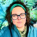 Mona Dunham's Instagram, Twitter & Facebook