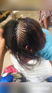 Aujourd'hui, la tresse africaine pour les femmes suit une tendance coiffure facile pour des cheveux afro qui n'est les beaux jours arrivent et votre petite fille ne sait plus quoi faire de ses cheveux. Natte Africaine Home Facebook