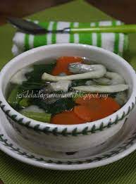 Resepi ni saya salin semula dari kotak kiub ayam knorr sup ayam sayur campur bahan bahan 2 cm halia dihiris 3 ulas bawang putih dihiris 300gm isi ayam dah. Jom Masak Sup Sayur Mudah Dan Simple