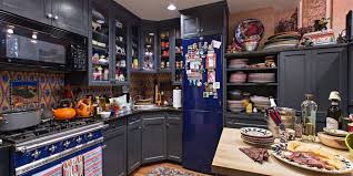 Rachael Ray Home Tour Rachael Ray S Small Kitchen In New York City