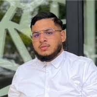 Alan Hussein's Instagram, Twitter & Facebook