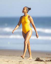 Return to pandora.#avatar2 2021 ▼a concept trailer for the confirmed upcoming avatar sequel.starringzoe saldana. Zoe Saldana And Marco Perego Beach In Malibu 09 06 2020 Celebmafia