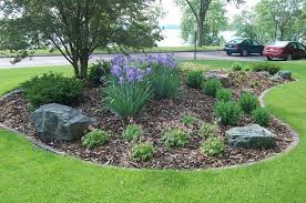Bachman S Landscaping Twin Cities Minnesota Landscaping With Rocks Front Yard Landscaping Yard Landscaping