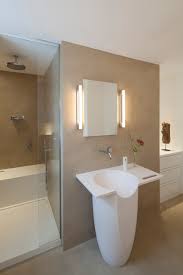 Und die profis wissen viel über die verwendung von beigefarbenen materialien! Beton In Beige Modern Badezimmer Koln Von Einwandfrei O Hg Houzz