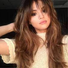160 Selena Gomez S Style You Ll Love 090 Selenagomezhairstyleslong Selena Gomez Hair Haircuts With Bangs Straight Blonde Hair