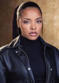 Danielle Carmichael's Instagram, Twitter & Facebook