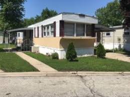1962 Vindale Corp Mobile Manufactured Home In Wheeling Il Via Mhvillage Com Moble Homes Mobile Homes For Sale Trailer Home