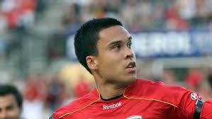 Reds fire eight past woeful Fury