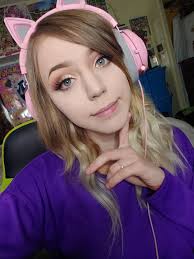 Hey guys teaching the bohs to play Overcooked 2! Stop by and say hi!😁