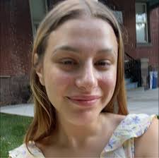 Isabelle Levy in people