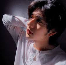 Waktu itu kami berkenalan di tinder (iya saya umur 19th udah main dating app). 52 Ide Cogan Fotografi Remaja Fotografi Orang