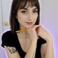 Flora Rogers's Instagram, Twitter & Facebook