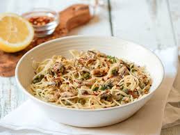 Mediterranean Sardine Pasta With Lemon Capers And Chili Flakes Easy Delicious And Heart Healthy Recipe For Ca Sardine Recipes Sardine Pasta Lemon Spaghetti