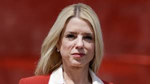 Pam Bondi Sticks Out Like A Sore Thumb Amidst Tuned-Up Team Trump Members