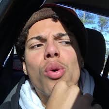 Dorian Armstrong (@d0rianarmstrong)