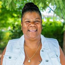 🍦 Celebrating Chelle Waller this Black History Month 💜 Chelle Waller, a  2006 graduate of Thistle Farms, is the proud owner of East Nashville Cream  & Bean Ice Cream Coffee Shoppe (@en.cream.n.bean).