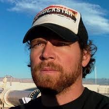 Justin Mac's Instagram, Twitter & Facebook