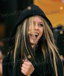 Mar 26, 2021 · lavigne's music took a more contemplative turn with 2004's under my skin, which did not fare as well as her first album. Photos And Pictures Avril Lavigne On Today Show New York May 21 2004