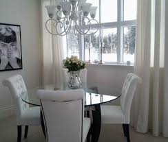 Cool 46 Elegant Dining Room Glass Table Decor Ideas More At Https Homyfeed Com 2018 08 07 46 El Glass Dining Room Table Dining Room Small Modern Dining Room