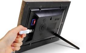 Ottimo, ha tutte le funzioni che cercavo, ripetizione random. Come Mettere Le Foto Su Una Cornice Digitale Appena Regalata Guide Online It