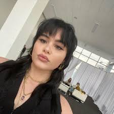 If You Thought The Mullet Haircut Was Dead For Good Allow Miley Cyrus Barbie Ferreira And More To Convince You Othe In 2020 Barbie Ferreira Hair Inspo Color My Hair