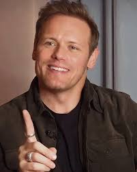 Between My new look and my old which"s more handsome 💜 😃 😊