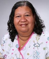 Elizabeth Gillett's Instagram, Twitter & Facebook