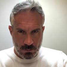 Get all the details on arath de la torre, watch interviews and videos, and see what else bing knows. Arath De La Torre Revela Que Padece Enfermedad Mortal Barba Sin Bigote Torres Hombres Hermosos