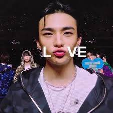 📢 Acception donations of new or slightly used middle names! Must not be  already existing, and the longer, older, more grandpa-ey the better. I will  be open for donations for 1 hour,