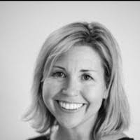 Mandi Hogan's Instagram, Twitter & Facebook