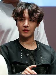 Pin By Vchn Chjkncffjkkkkfft On صور بانقتان In 2020 2016 Rap Bts J Hope Hoseok