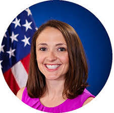 Laura Caputo's Instagram, Twitter & Facebook