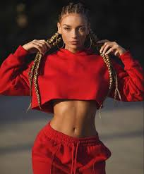 One of the most controversial was when she posted a photo with nick captioned health is wealth. the pair dated for a short period, but their relationship wasn't very public. Ncik Cannon S Girlfriend Just Dumped Him And Traded Up To One Of The Best Nfl Players In The World Mtonews Com Fashion Cute Outfits Outfits