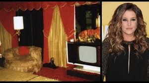 Boys bedroom sets navy bedrooms bedroom pictures bedroom images graceland elvis elvis presley home bedroom bedroom decor country decor. Lisa Marie Presley Shares Secrets About Upstairs In Graceland Mansion