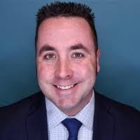 Earl Pavao's Instagram, Twitter & Facebook