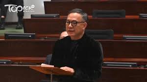 一宗執法人員光顧 無 牌 按 摩 店 的新聞今日成為城中熱話，掀起坊間一片熱議，警方在4年前宣傳 按 摩 院條例的教育片段亦在網上熱傳，根據法例. Cowhg 6mj0yfxm