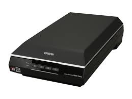 The epson perfection v700 is a flatbed desktop scanner designed with professional image editors and photographers in mind. Epson Perfection V600 Photo Scanner Newegg Com