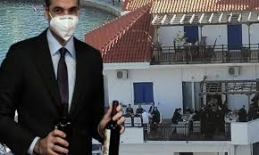 Διετέλεσε αρκετές φορές βουλευτής χανίων και ηγέτης κρητών εθελοντών στους βαλκανικούς πολέμους. Kyriakos Mhtsotakhs Ta Mpalkonia Ths Ikarias Kai Ta Alwnia Toy Popoloy Sportime Gr