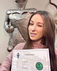 Rose Cardinal's Instagram, Twitter & Facebook