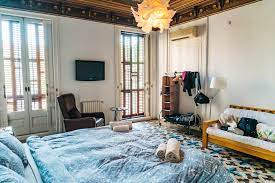 The Perfect Airbnb Stay In The Heart Of Barcelona Travel Pockets Airbnb Barcelona Travel Airbnb Rentals