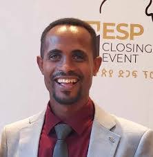 Robert Kniffin's Instagram, Twitter & Facebook