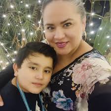 Yolanda Barraza (@yolitabp) • Instagram photos and videos