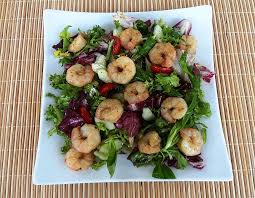 Gruner Salat Mit Garnelen Und Honig Senf Dressing Von Sabiene13 Chefkoch Rezept Salat Mit Garnelen Honig Senf Dressing Gruner Salat