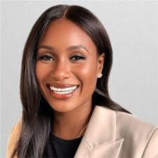 🎙️ If you know me, you know how deeply I care about supporting our future  leaders 🌟 and helping them grow into the careers they're destined for  🙌🏾.