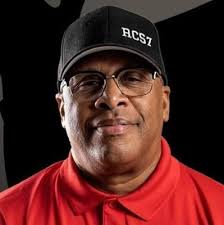 Eric A Warfield (@Eawarfield44)