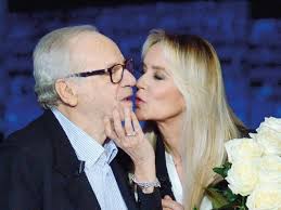 Gloria Guida e Johnny Dorelli: «La differenza d'età pesa, ma sono stata  felice. Io tradita? L'ho pensato»- Corriere.it