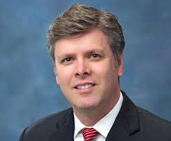 Six candidates seek to fill two open seats