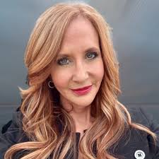 UTAH LAW FIRM MOVING TO A FOUR DAY WORKWEEK. [IT'S ME. I'M THE UTAH LAW  FIRM.]