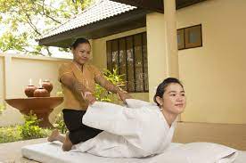 Thai Spa Massage 6 Woman Getting Thai Massage From Professional Masseuse At Spa Ad Massage Thai Spa Woman Thai Massage Massage Place Spa Massage