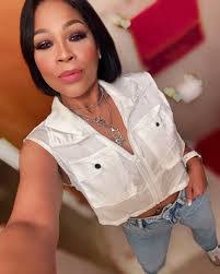 Maite Reyes's Instagram, Twitter & Facebook